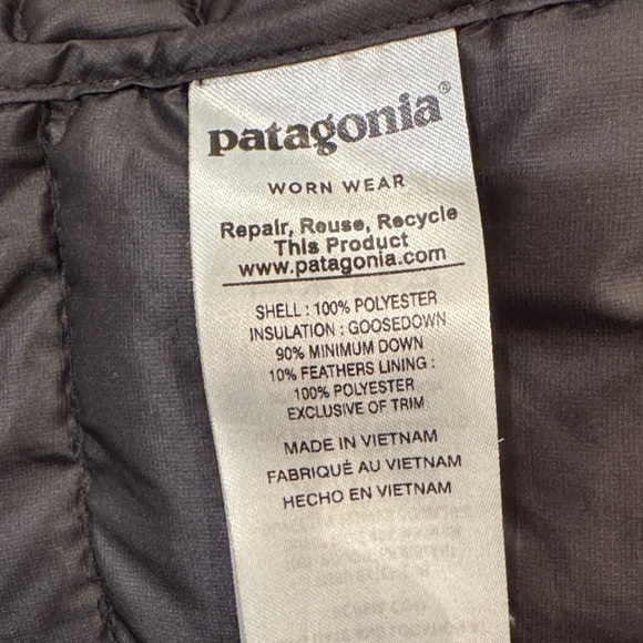 Patagonia Women's Down Sweater Vest size Xsmall NWOT - Picture 15 of 16